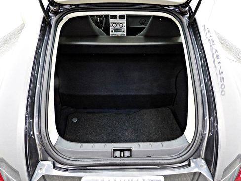 Used 2005 Chrysler Crossfire SRT-6 image 10