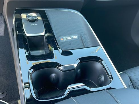 New 2025 Buick Enclave Sport Touring w/ Power Package image 19