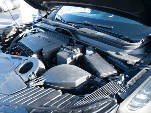 Used 2024 Honda Pilot Touring image 34