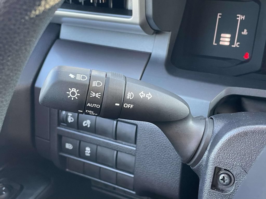 Used 2026 Toyota Tacoma SR5 AWD/4WD image 12