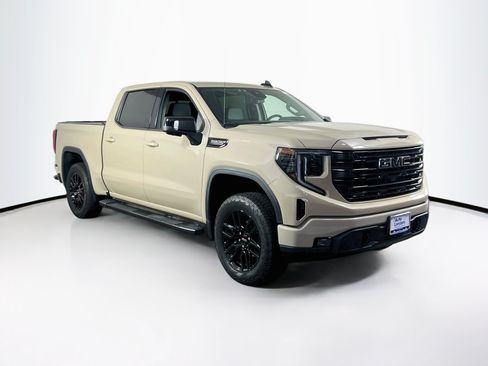 Used 2022 GMC Sierra 1500 Elevation w/ Elevation Premium Package AWD/4WD image 3