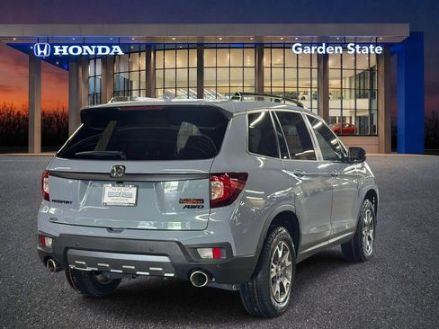 Certified 2023 Honda Passport TrailSport image 3