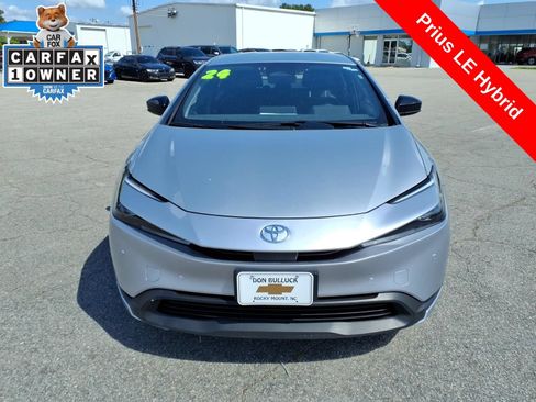 Used 2024 Toyota Prius LE FWD image 8