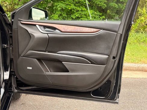 Used 2013 Cadillac XTS w/ Luxury Level One Package FWD image 20