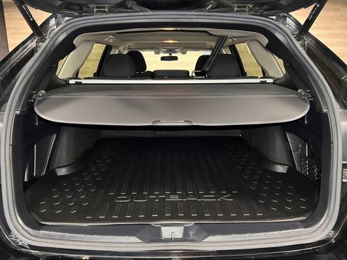 Used 2021 Subaru Outback Premium image 25