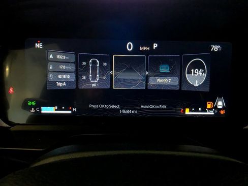 Used 2024 Jeep Grand Cherokee L Laredo AWD/4WD image 26