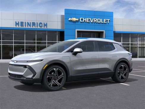 New 2026 Chevrolet Equinox EV LT w/ Convenience Package II image 2