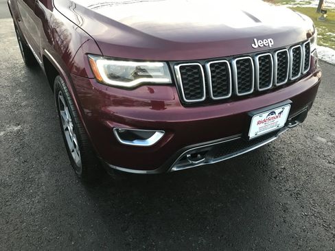 Used 2018 Jeep Grand Cherokee Limited image 58