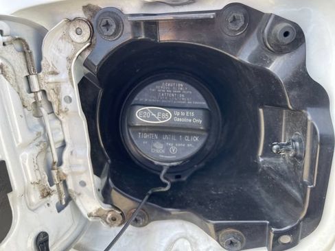Used 2020 Toyota Tacoma SR5 AWD/4WD image 18