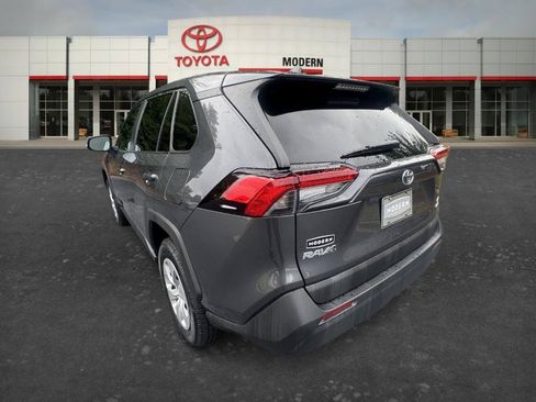 Certified 2022 Toyota RAV4 LE AWD/4WD image 6