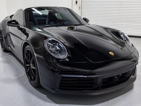 Used 2020 Porsche 911 Carrera S RWD image 29