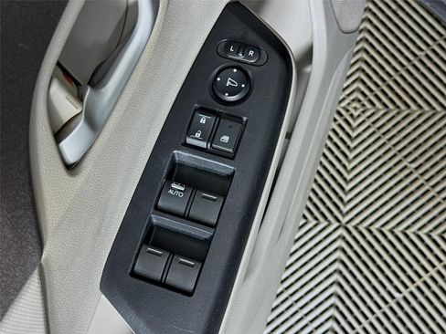 Used 2012 Honda Civic LX image 18