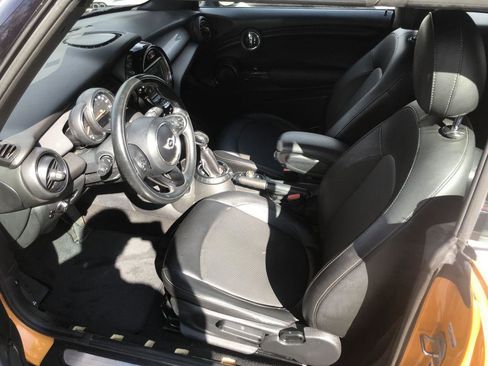 Used 2016 MINI Cooper Convertible image 7
