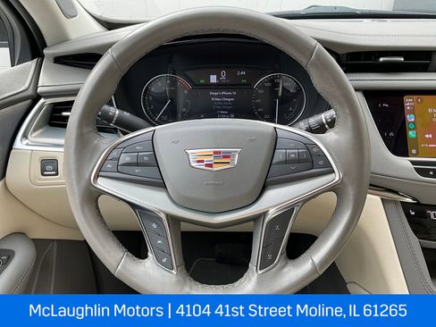 Certified 2023 Cadillac XT5 Premium Luxury image 3