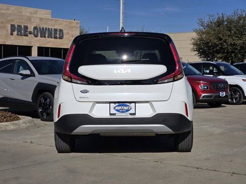 Certified 2025 Kia Soul LX image 7