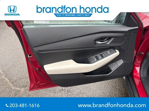 Certified 2025 Honda Accord SE image 11
