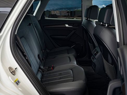 Used 2023 Audi Q5 2.0T Premium image 35