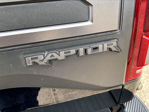 Used 2020 Ford F150 Raptor w/ Equipment Group 802A Luxury image 10