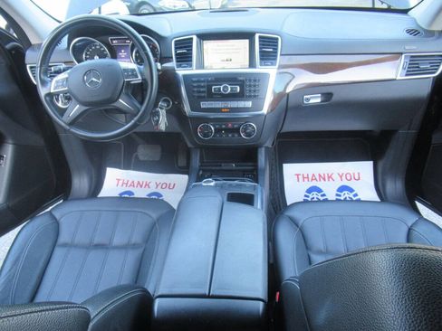 Used 2014 Mercedes-Benz GL 450 4MATIC image 20