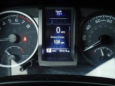 Used 2021 Toyota Tacoma TRD Off-Road image 24