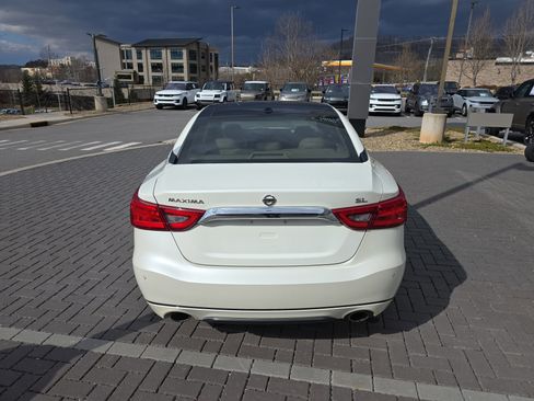 Used 2017 Nissan Maxima 3.5 SL image 6