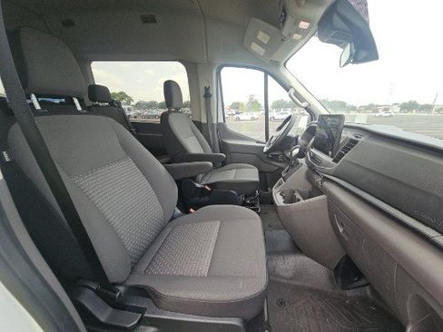 Used 2022 Ford Transit 350 XLT RWD image 6