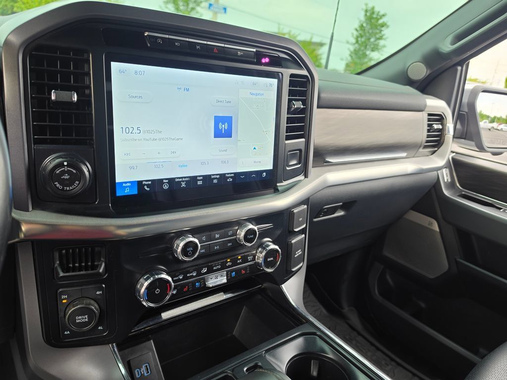 Used 2024 Ford F150 Lariat AWD/4WD image 29