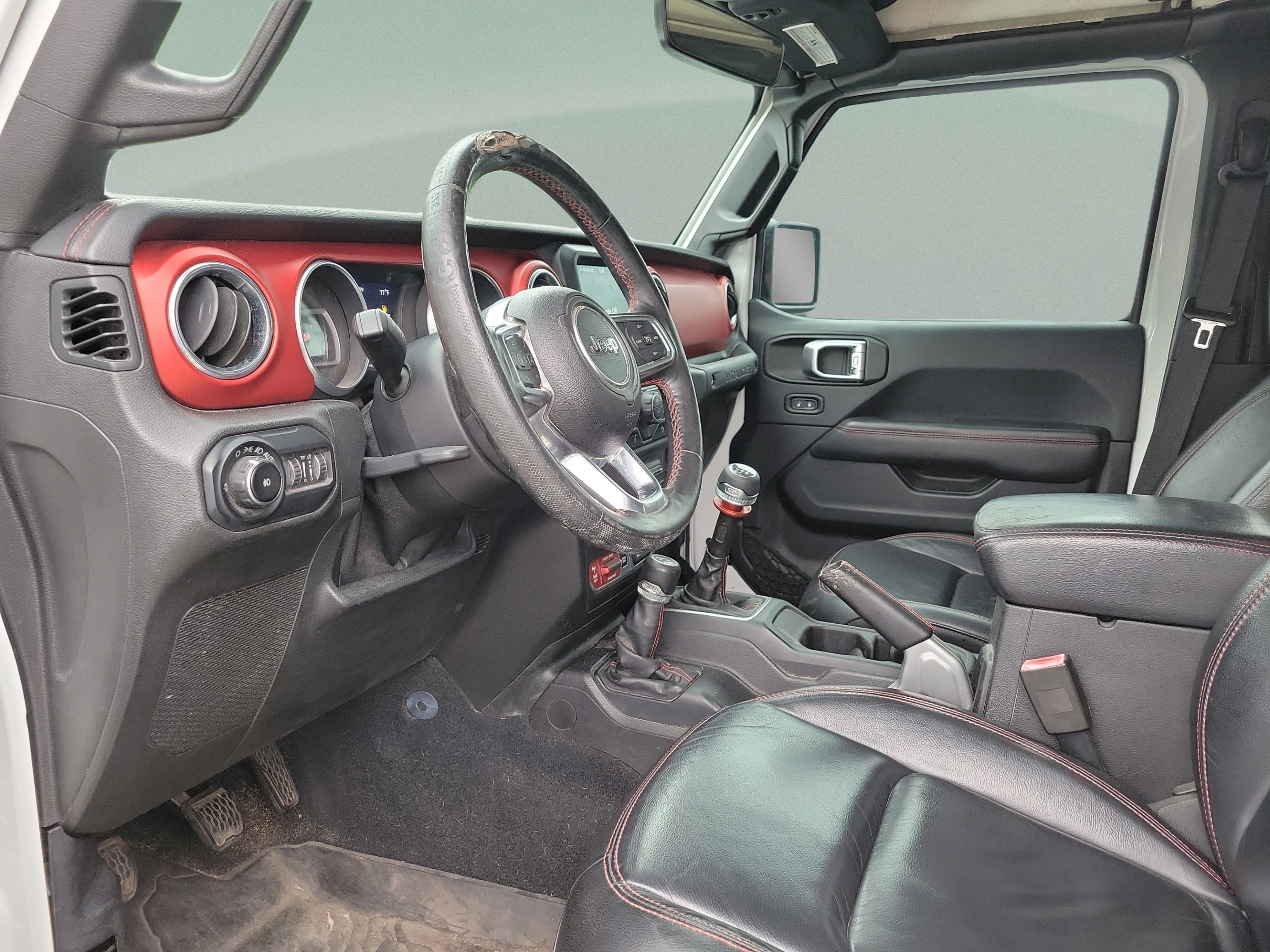 Used 2018 Jeep Wrangler Unlimited Rubicon AWD/4WD image 13