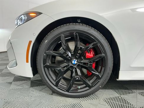 New 2026 BMW 330i Sedan w/ M Sport Package RWD image 32