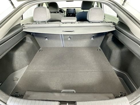 Used 2020 Hyundai Ioniq SEL image 31