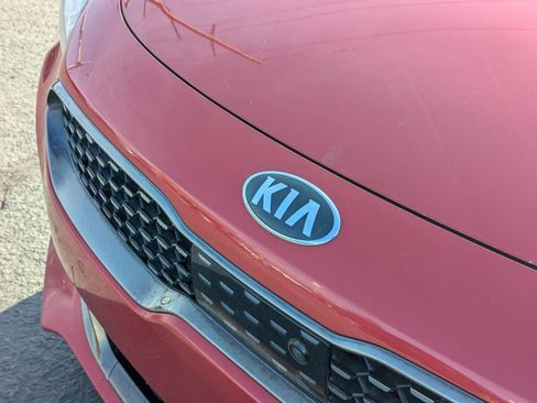 Used 2019 Kia Stinger GT2 image 11