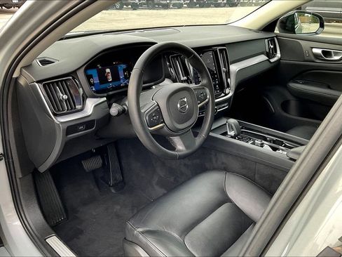 Used 2024 Volvo S60 B5 Core AWD/4WD image 8