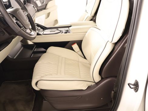 Used 2024 Lincoln Navigator Black Label AWD/4WD image 12