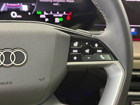 New 2025 Audi Q5 Premium Plus image 25