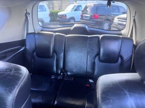 Used 2011 INFINITI QX56 2WD w/ Deluxe Touring Pkg image 13