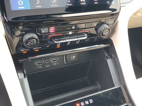 New 2025 Jeep Grand Cherokee L Limited AWD/4WD image 22