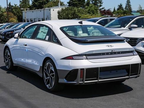 New 2025 Hyundai Ioniq 6 SEL image 7