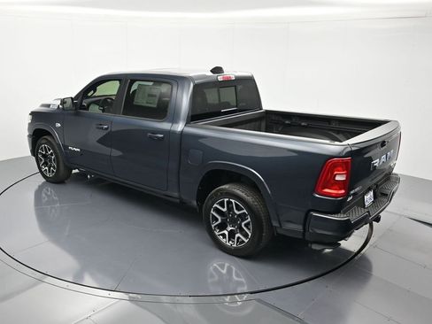 New 2026 RAM 1500 Laramie AWD/4WD image 39