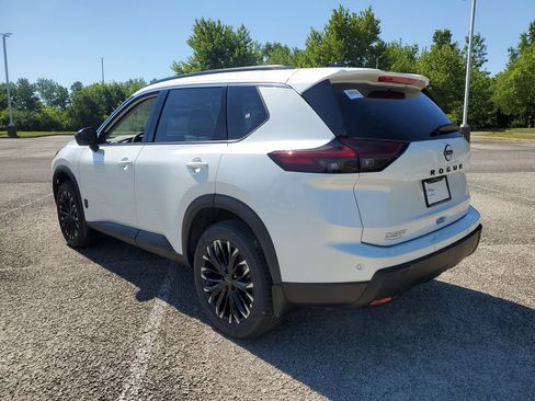 New 2026 Nissan Rogue Dark Armor FWD image 3