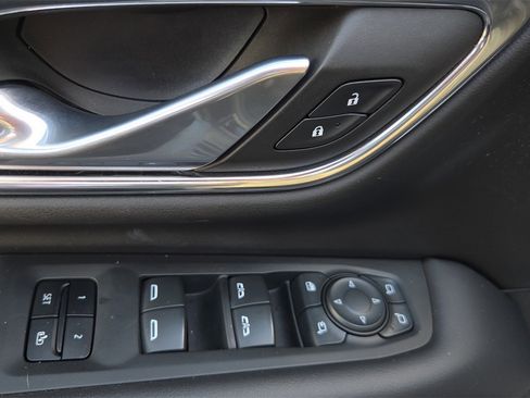 Used 2022 Chevrolet Tahoe RST w/ Luxury Package image 31