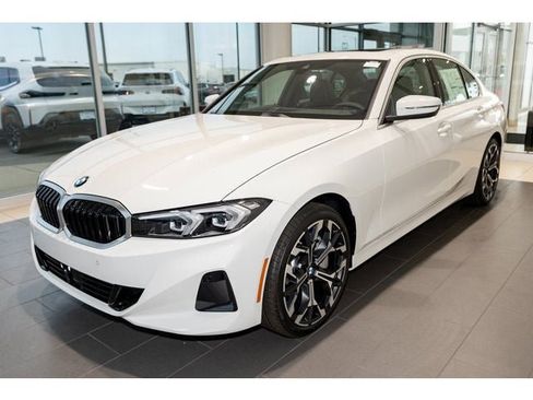 New 2025 BMW 330i xDrive Sedan w/ Convenience Package image 43