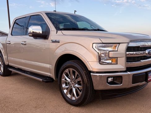 Used 2017 Ford F150 Lariat image 3