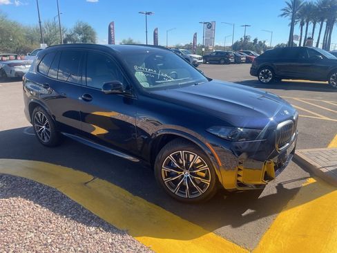Used 2026 BMW X5 xDrive50e w/ M Sport Package image 3