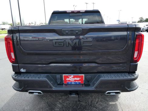 Certified 2022 GMC Sierra 1500 AT4 w/ AT4 Premium Package AWD/4WD image 6
