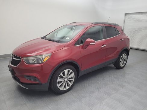Used 2019 Buick Encore Preferred FWD image 2