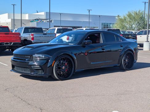 Used 2023 Dodge Charger SRT Hellcat w/ Harman/Kardon Audio Group image 2