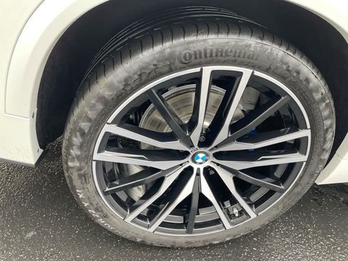 Used 2023 BMW X5 xDrive40i w/ M Sport Package image 23