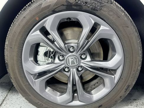 Certified 2025 Honda Accord EX-L image 39