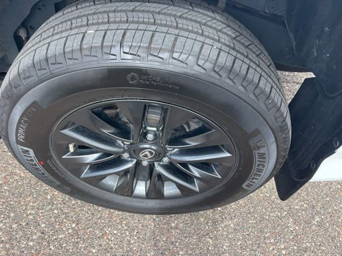 Used 2021 Lexus GX 460 Premium w/ Premium Package image 8