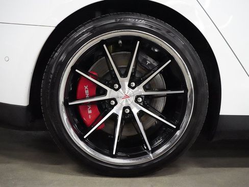 Used 2015 Tesla Model S 60 RWD image 34